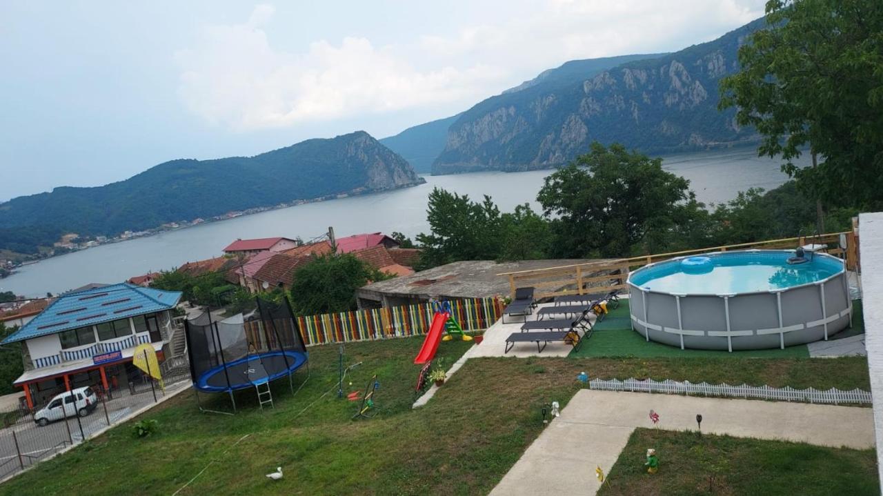 Casa De Vacanta Maga Dubova Exterior photo